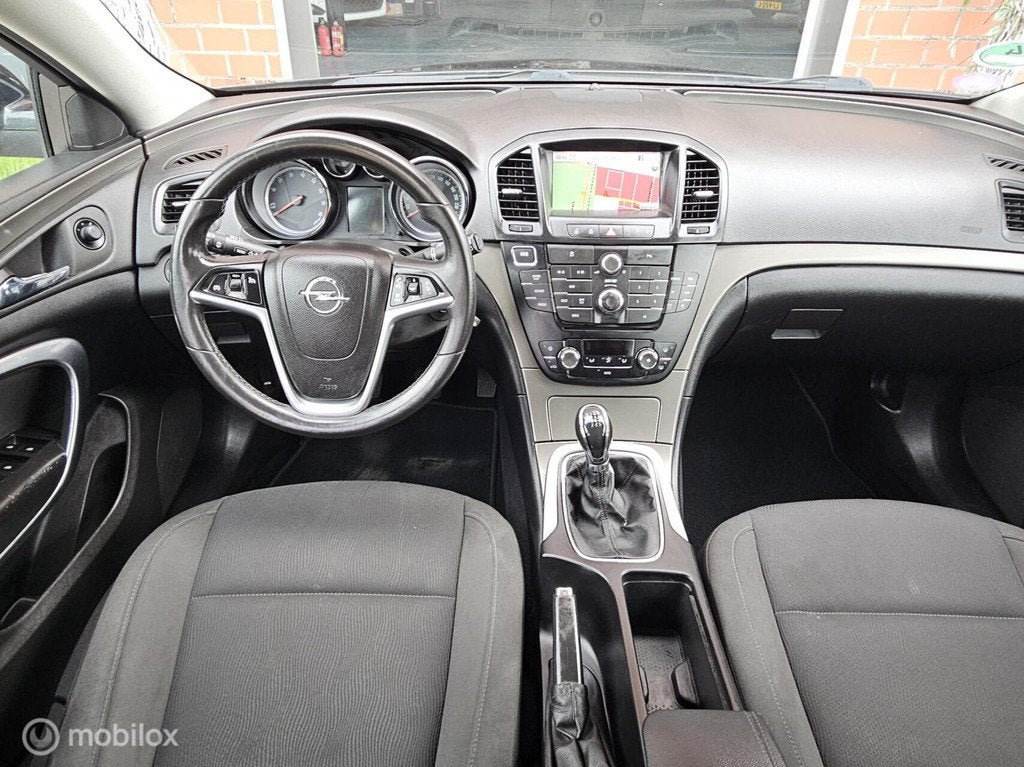 Opel Insignia Sports Tourer 1.4 Turbo EcoFLEX Business Editi, Auto's, Euro 5, Gebruikt, 4 cilinders, Zwart