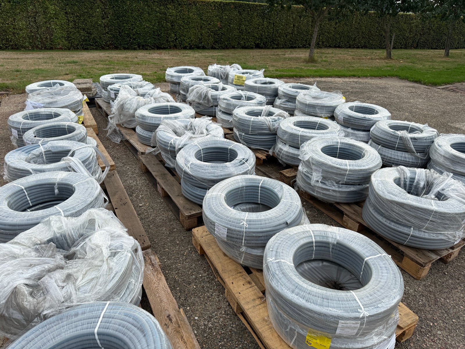 Partij Slangen 20bar 100Celsius 80meter - +/-80 rollen, Ophalen, Nieuw