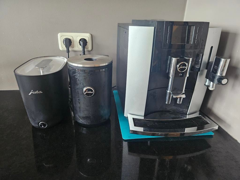 Jura E8 volautomatische koffiemachine met accessoires, Ophalen