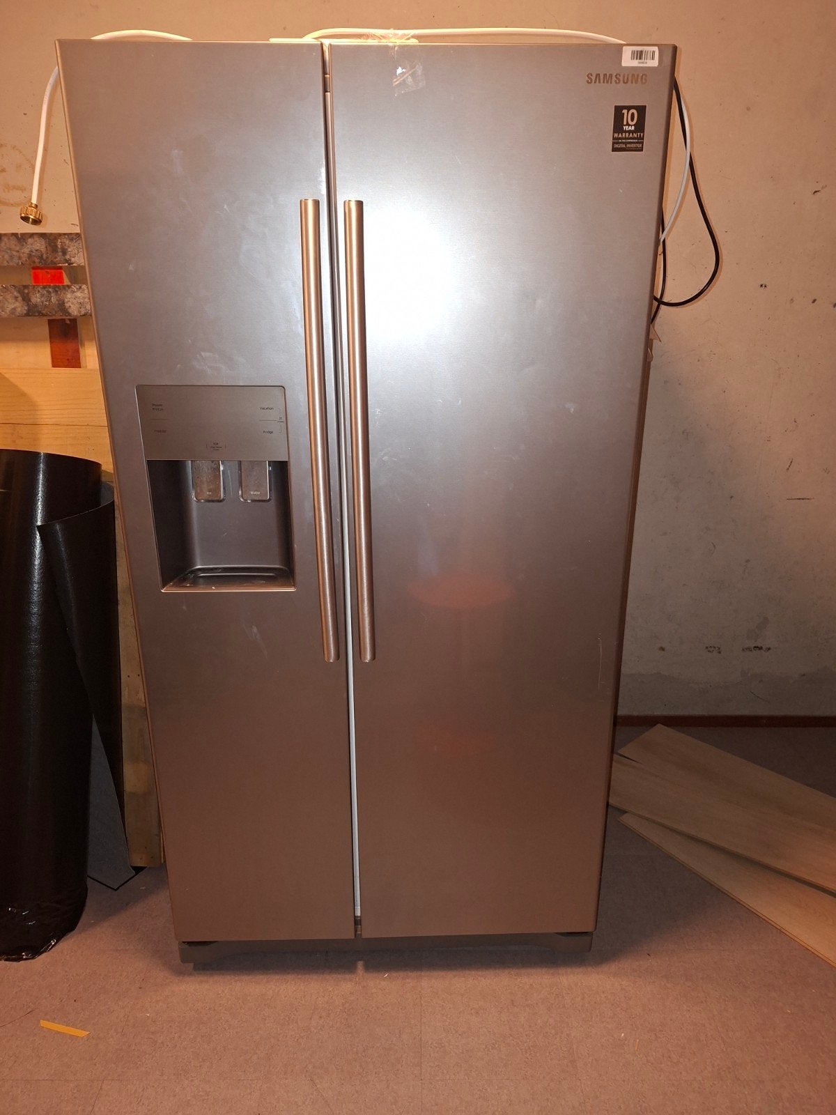 Samsung Amerikaanse Koelkast met Water- en IJsdispenser, Gebruikt, 200 liter of meer, 60 cm of meer, Met aparte vriezer