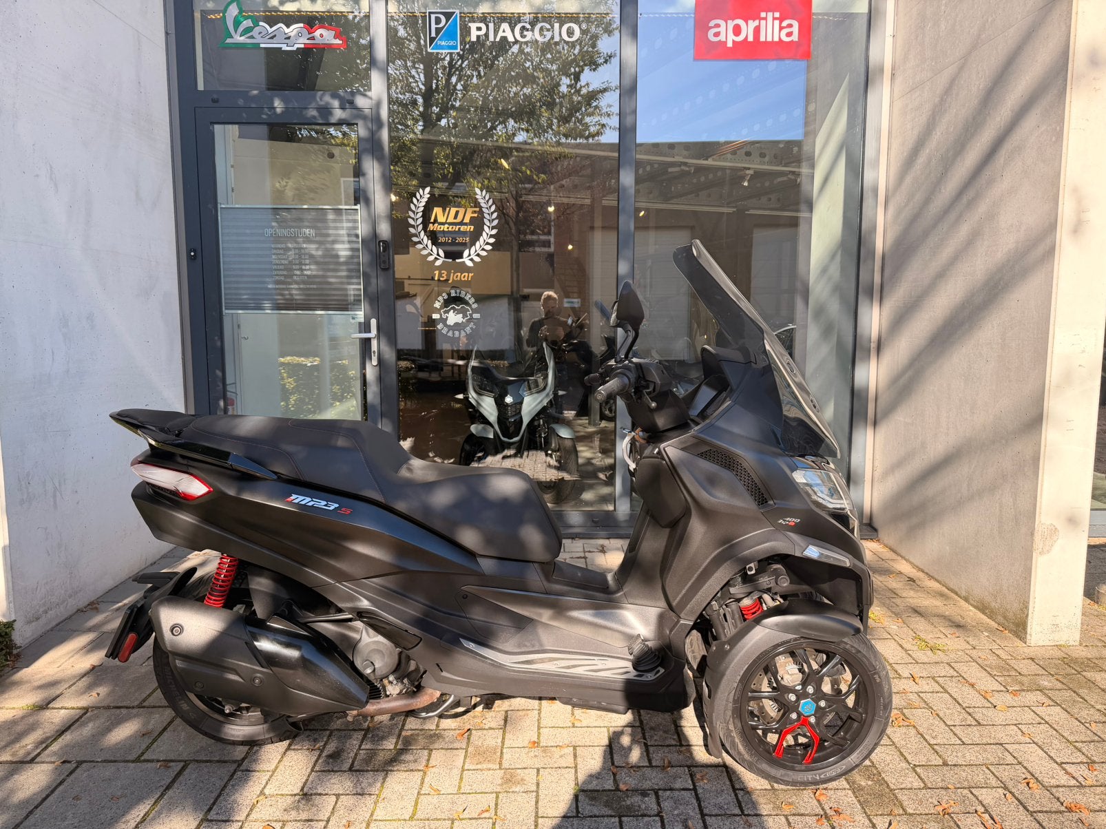 Piaggio mp 400cc hpe abs asr autorijbewijs!!, Particulier, Scooter