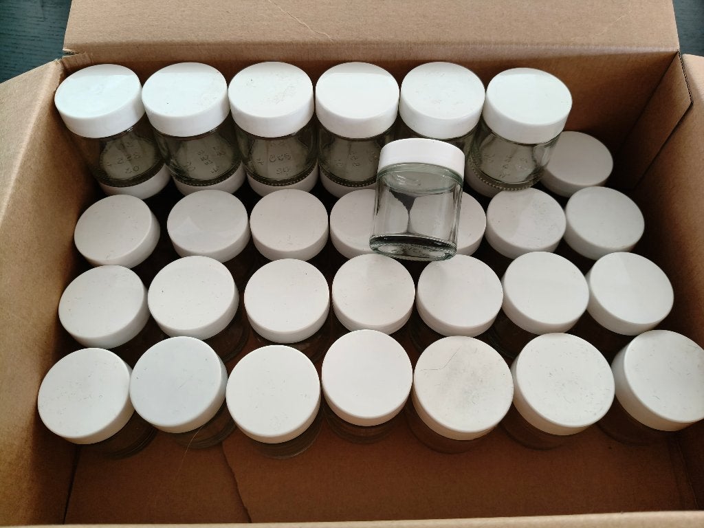 35 kleine glazen bakjes met deksel ca 4.5hg/ 4 ds, Ophalen of Verzenden, Zo goed als nieuw