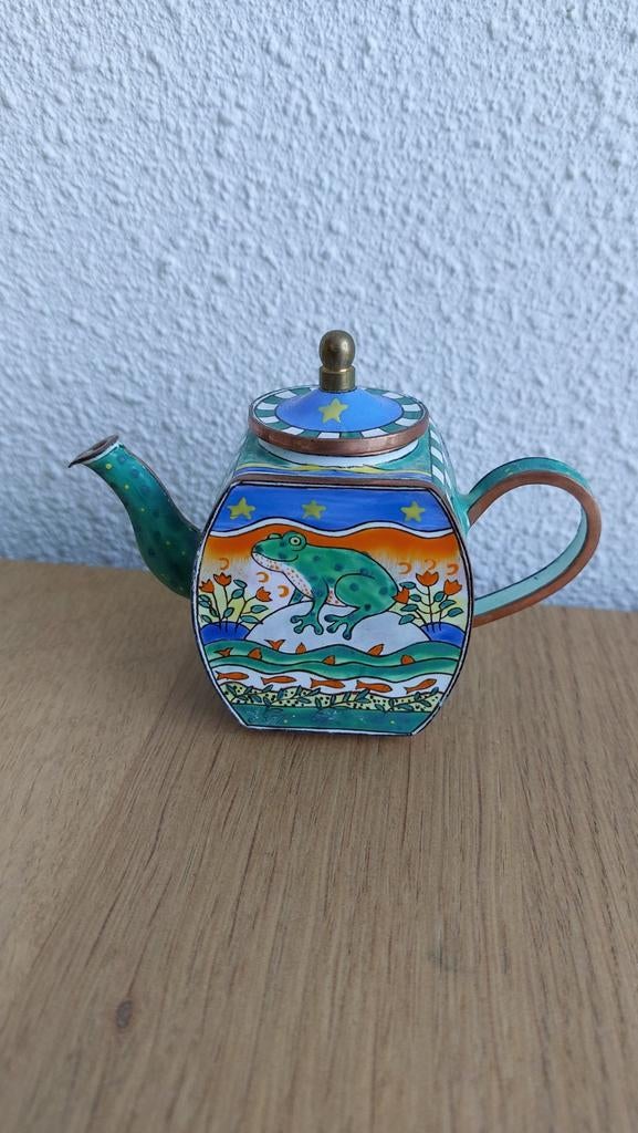 Charlotte di Vita miniatuur theepotje, Ophalen of Verzenden