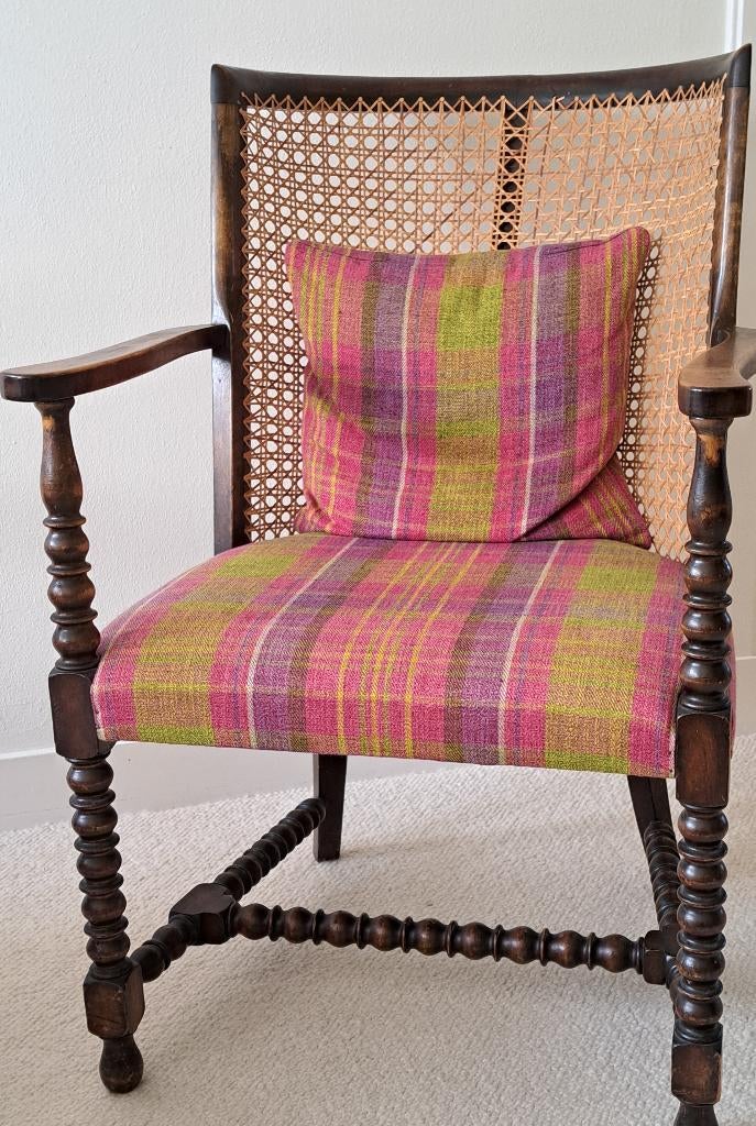antiek stoeltje gerestaureerd stof Designers Guild, Ophalen