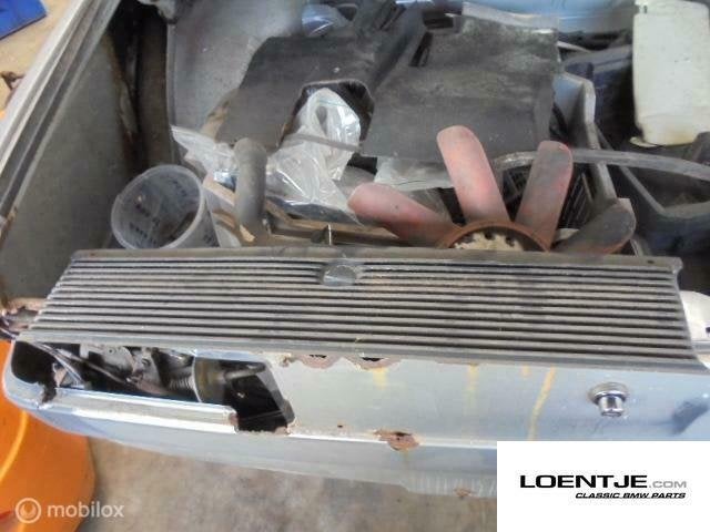 Afdekplaat tussen achterlichten bmw e21 315 316 318 320 323i, Gebruikt, Ophalen of Verzenden, BMW