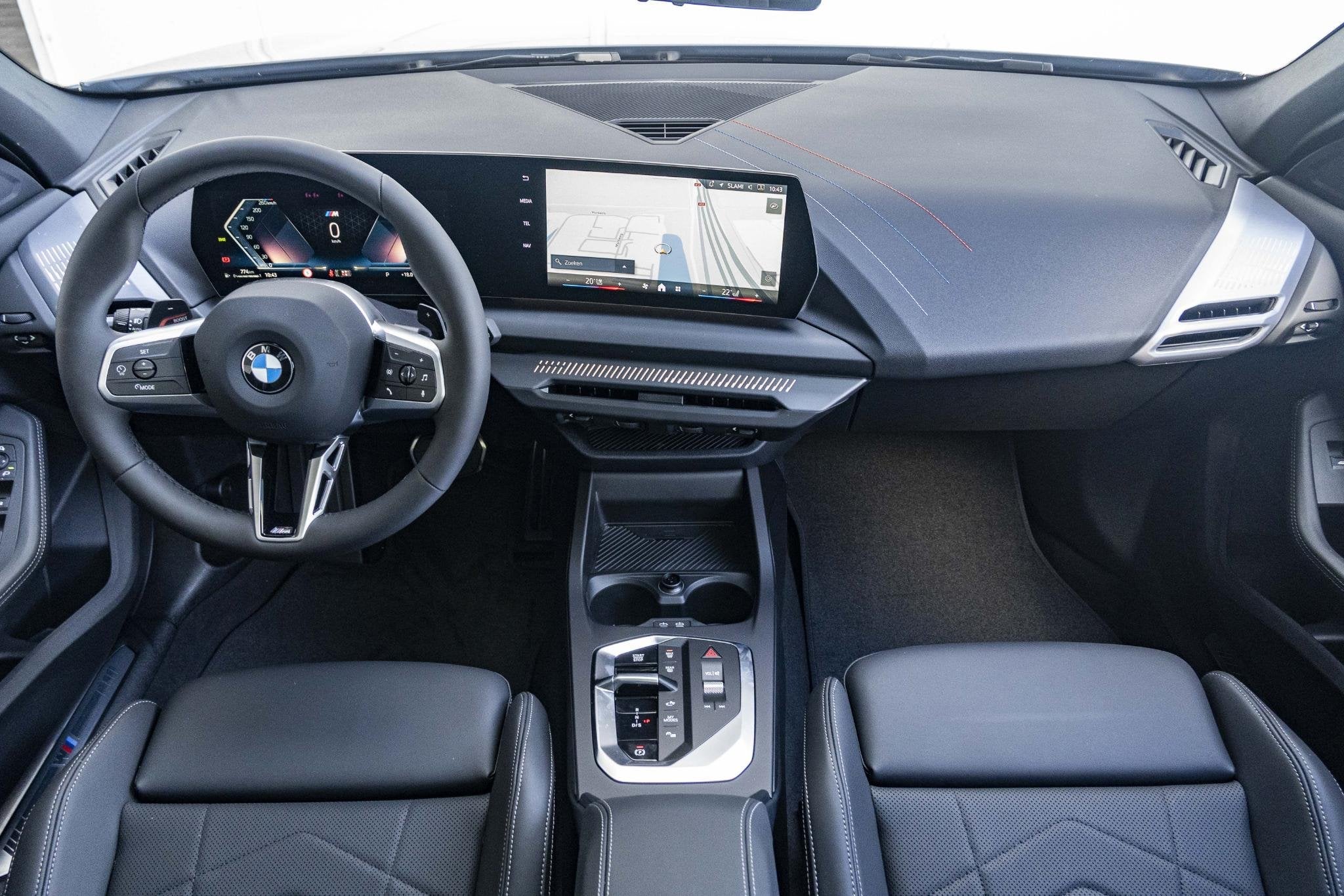 BMW 1 Serie 120 | M Sportpakket Pro | Premium Pack | Comfort, Auto's, Stof, Met garantie (alle), Origineel Nederlands, Bedrijf