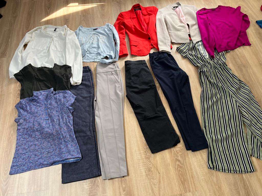 Grote stapel dameskleding M/L: broeken, blazers, truien, jum, Kleding | Dames, Ophalen, Gedragen, Maat 38/40 (M)