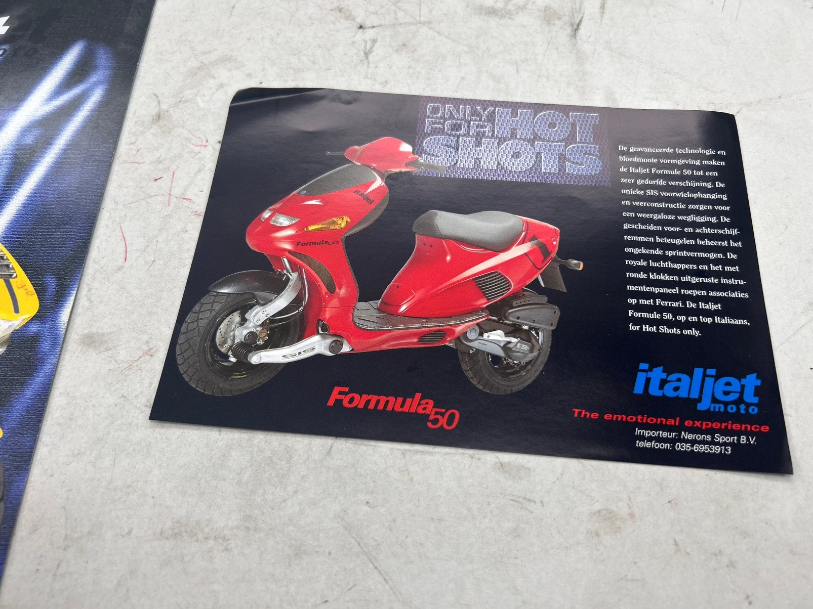 Italjet dealer blaadje, Ophalen of Verzenden, Zo goed als nieuw
