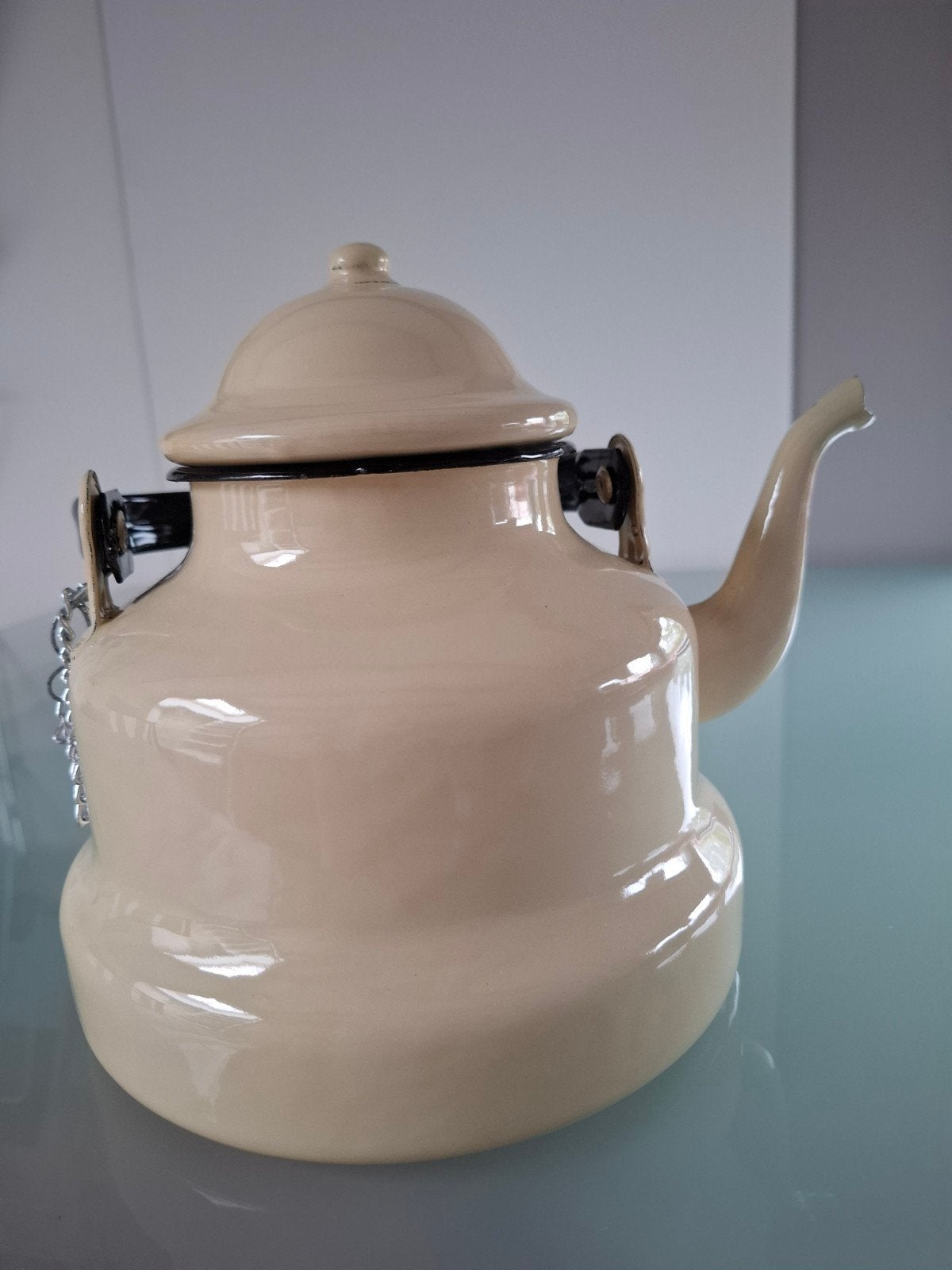 Vintage emaille theepot - Crème met zwart accent, Antiek en Kunst, Ophalen of Verzenden