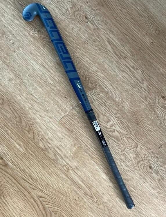 Nieuwe brabo tribute 50% carbon cc veld stick, Sport en Fitness, Hockey, Ophalen of Verzenden, Nieuw, Stick