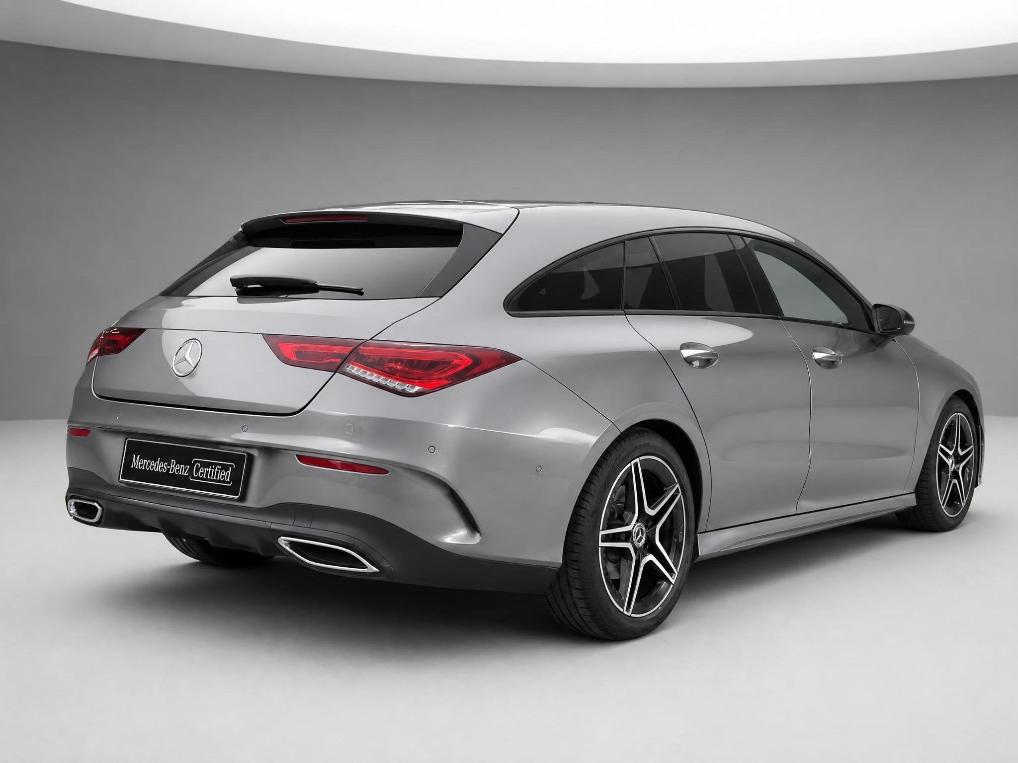 Mercedes-Benz CLA-klasse Shooting Brake 200 Premium Plus, Auto's, 730 kg, Gebruikt, 4 cilinders, Leder en Stof
