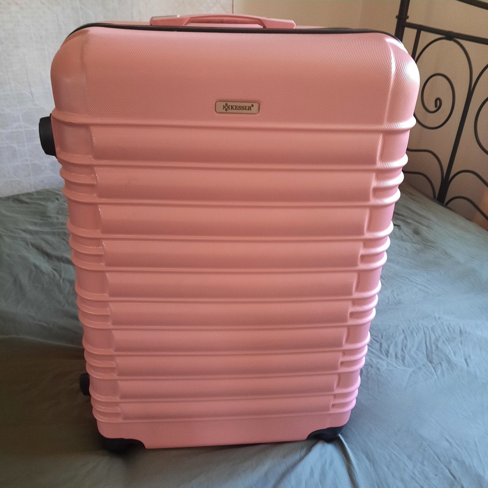 Roze Koffer Set - KESSER (3 delig kofferset), Sieraden, Tassen en Uiterlijk, Koffers, 60 tot 70 cm, Wieltjes, Gebruikt, Hard kunststof