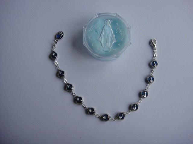 Armband rozenkrans met medailles in doosje, Verzamelen, Ophalen of Verzenden, Zo goed als nieuw, Sieraad, Christendom | Katholiek
