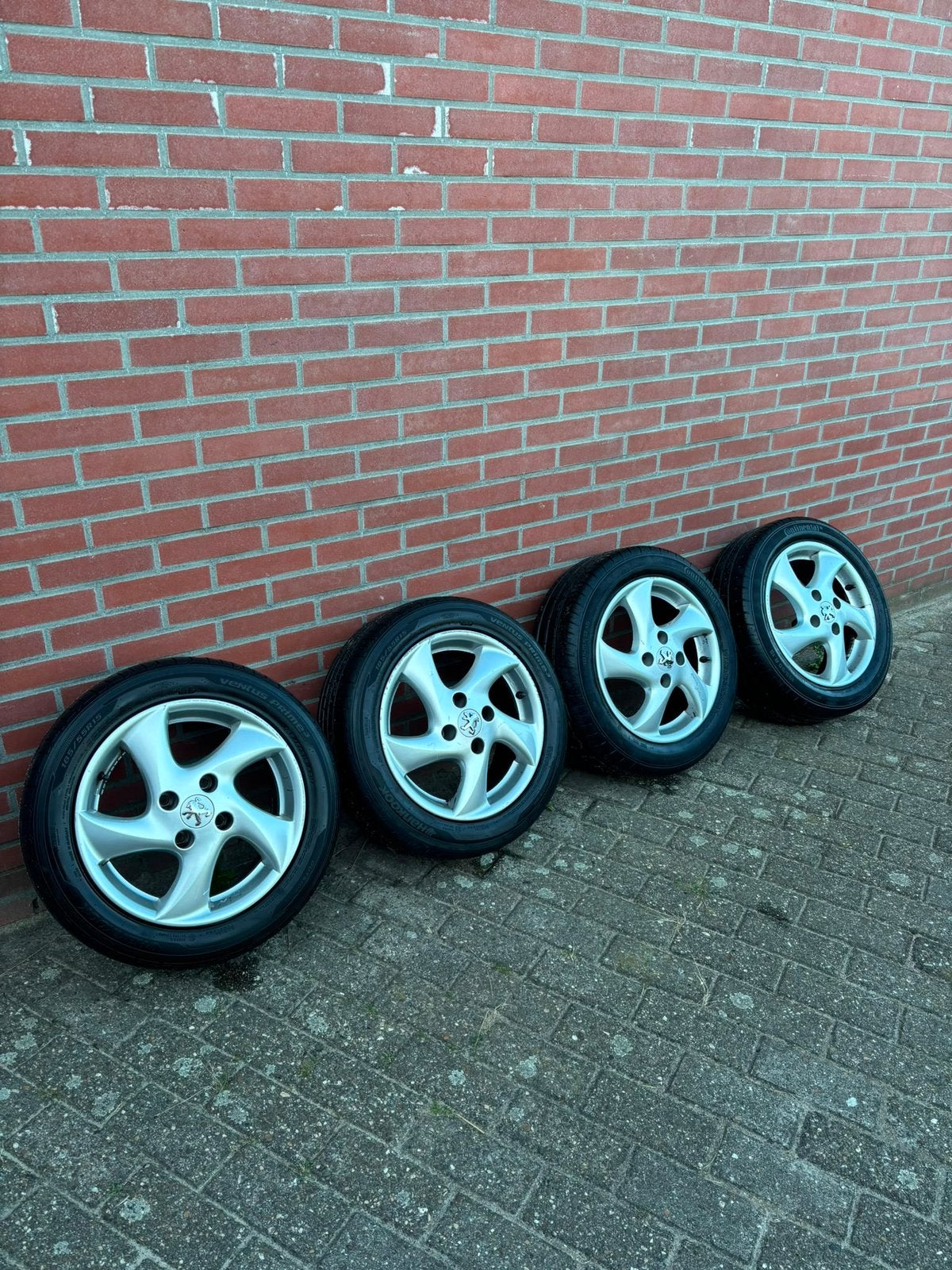 Zomerbanden 4x108 op originele Peugot velgen, Ophalen of Verzenden
