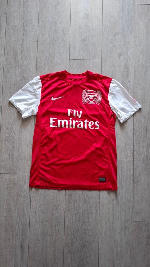 Arsenal 11/12 (thuis-tenue) / 125ste Jubileumseizoen, Sport en Fitness, Voetbal, Zo goed als nieuw, Shirt, Maat M, Ophalen of Verzenden