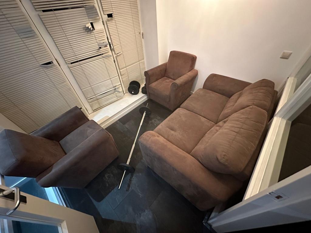 Bank bruin, Huis en Inrichting, Banken | Bankstellen, Ophalen, Kunststof, Gebruikt, 75 tot 100 cm