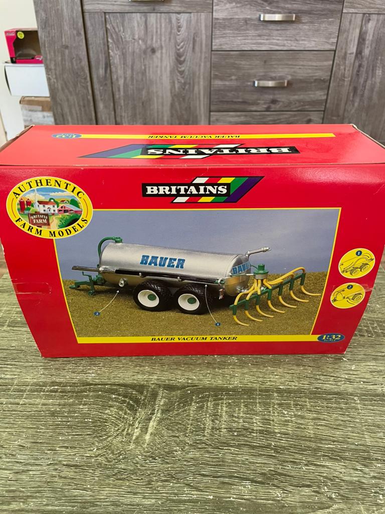 Britians Britains Bauer Vakuum Tankwagen mesttank, Ophalen of Verzenden