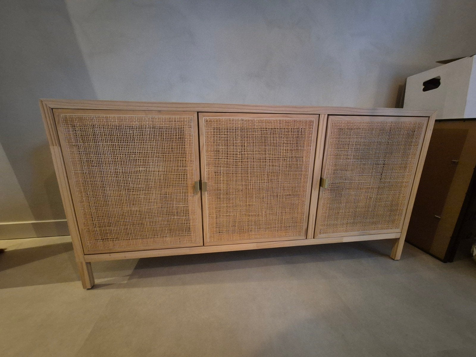 Dressoir met rotan deuren - Zo goed als nieuw, Huis en Inrichting, Ophalen, 150 tot 200 cm, Modern, Scandinavisch, Bohemian, Zo goed als nieuw