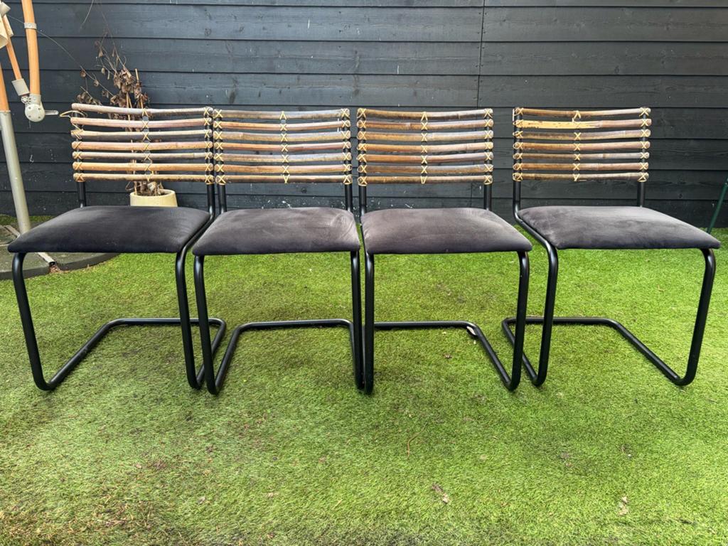 4 eetkamerstoelen met rotan rug, Huis en Inrichting, Stoelen, Gebruikt, Zwart, Ophalen of Verzenden, Vier