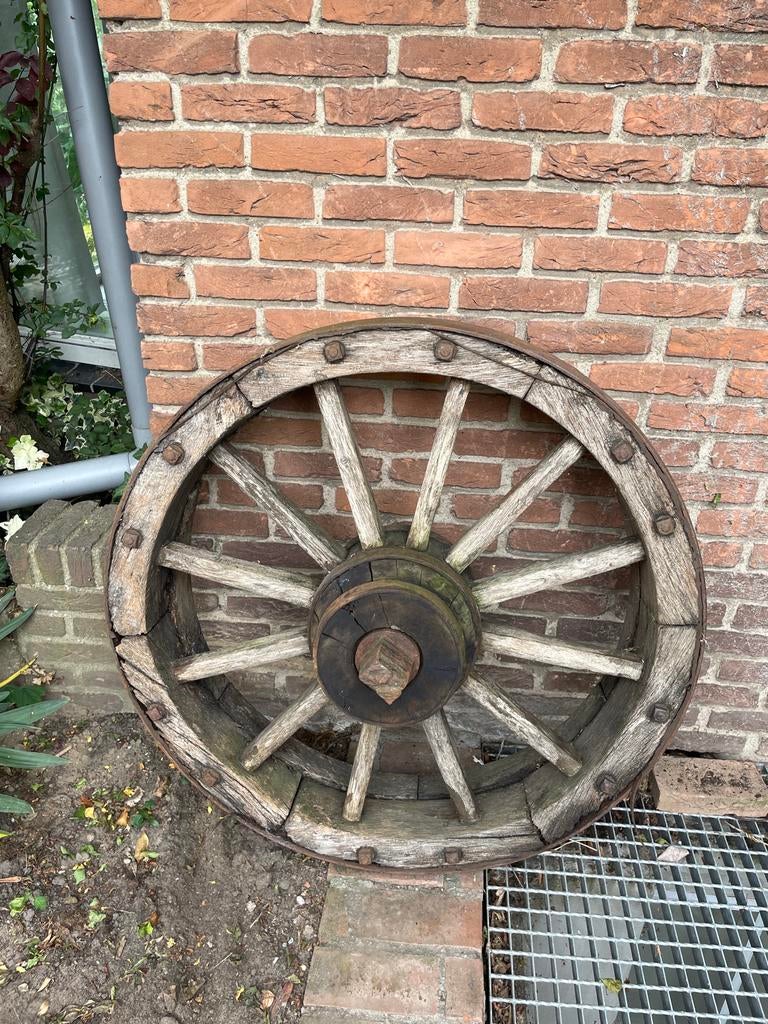 Antiek houten wagenwiel - Decoratief object, Antiek en Kunst, Antiek | Overige Antiek, Ophalen of Verzenden