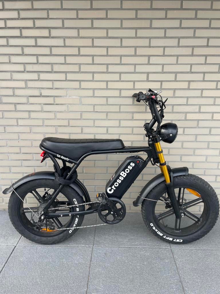 CROSSBOSS, Zwart, Nieuwe Batterij, Nieuwe Special voorvork., Ophalen, Gebruikt