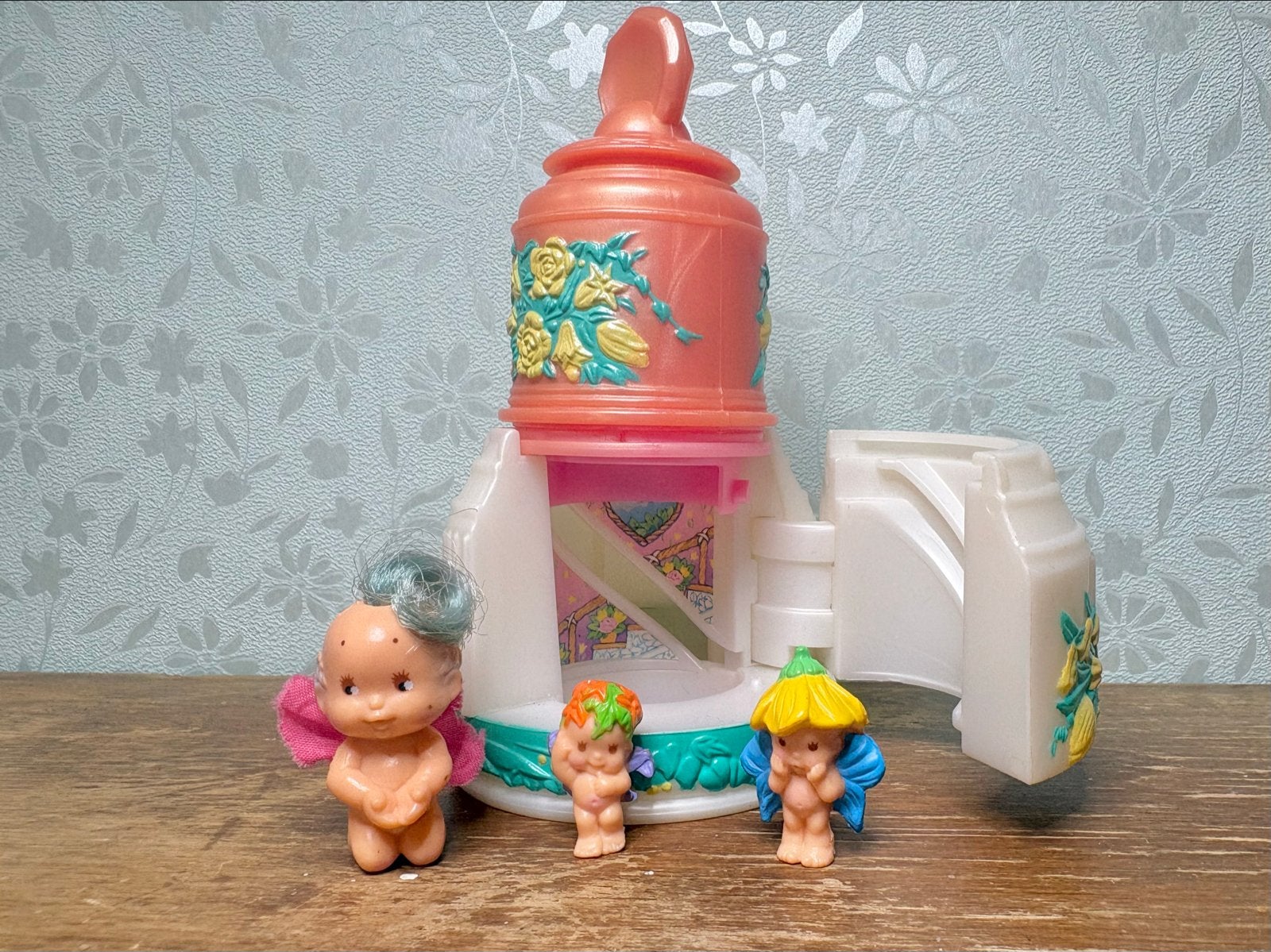 FairyWinkles Fairy Pretties Peek-In Perfume Bottle 1993-1994, Verzamelen, Poppetjes en Figuurtjes, Ophalen of Verzenden, Gebruikt