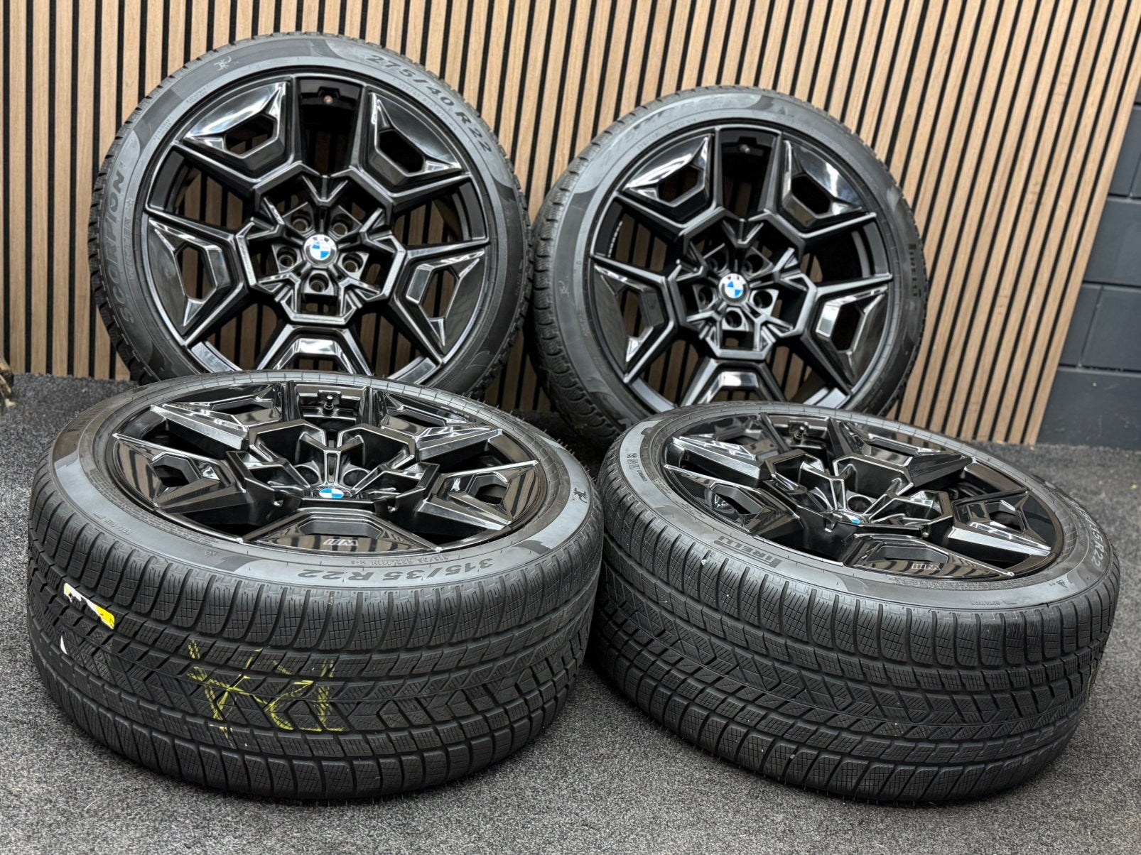 Originele 22 inch BMW XM G09 922M 5x112 TPMS Pirelli BMW *, Auto-onderdelen, Banden en Velgen, Ophalen, ., 275 mm, Banden en Velgen
