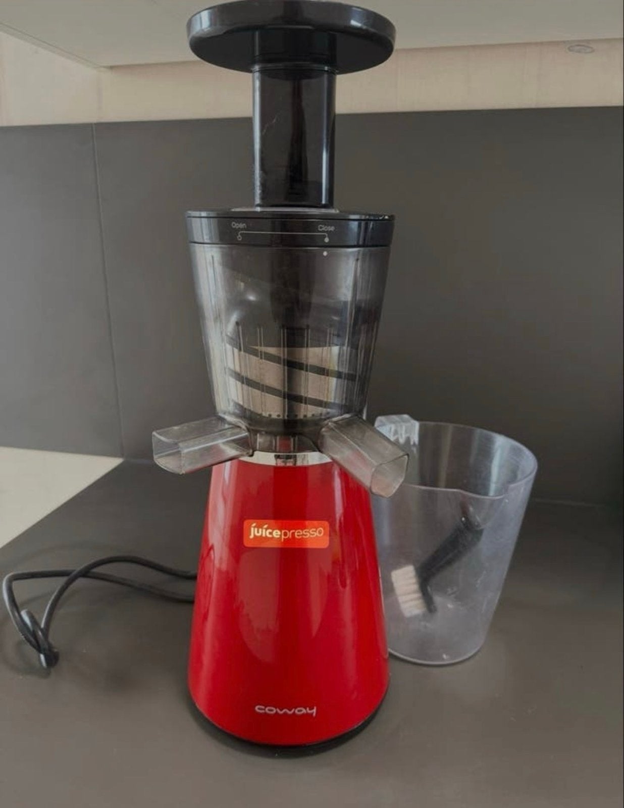 Coway Juicepresso Slowjuicer - Rood, Ophalen of Verzenden, Zo goed als nieuw, Slowjuicer