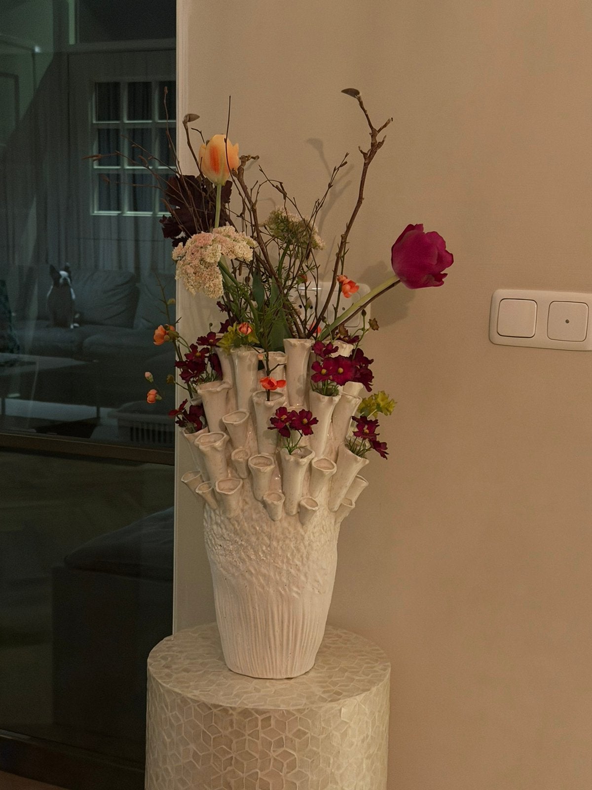 Vaas met kinstbloemen - luxe, Huis en Inrichting, Ophalen, 75 cm, Nieuw, Boeket