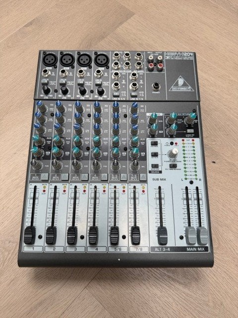 Behringer XENYX X1204USB – ongebruikt – originele doos, Muziek en Instrumenten, Mengpanelen, Ophalen of Verzenden, Nieuw, 10 tot 20 kanalen