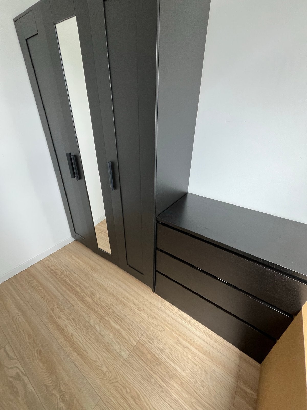 Kledingkast met spiegel & laddenblok, Huis en Inrichting, Ophalen, Gebruikt, 100 tot 150 cm, 200 cm of meer