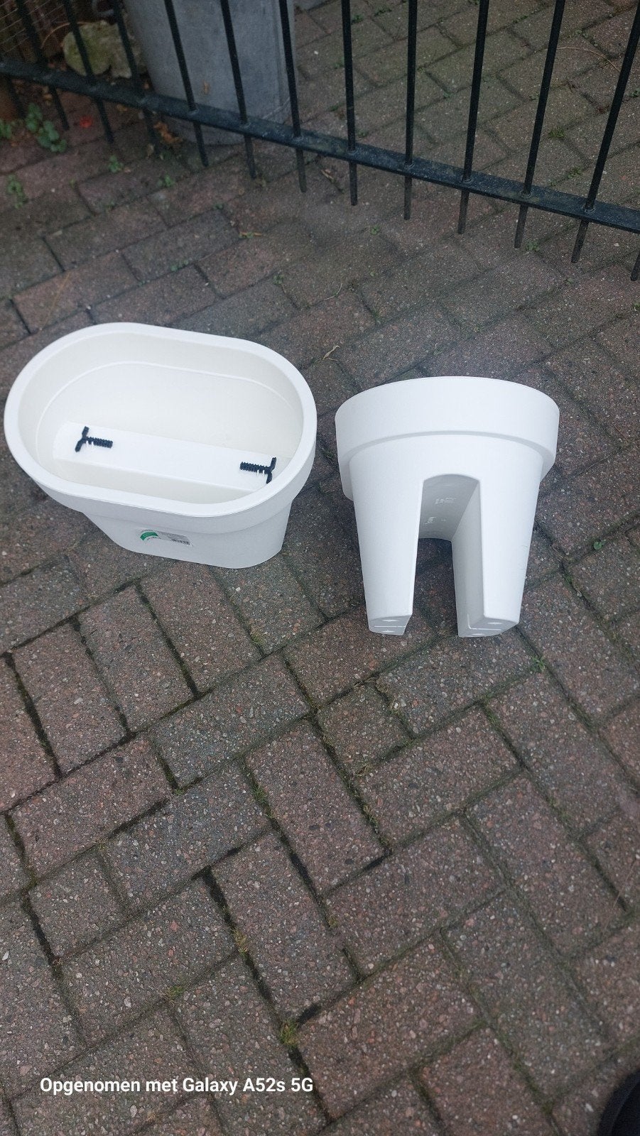 2 plantenbakken voor op balkon nieuw., Ophalen, Kunststof, Gebruikt, Minder dan 30 cm