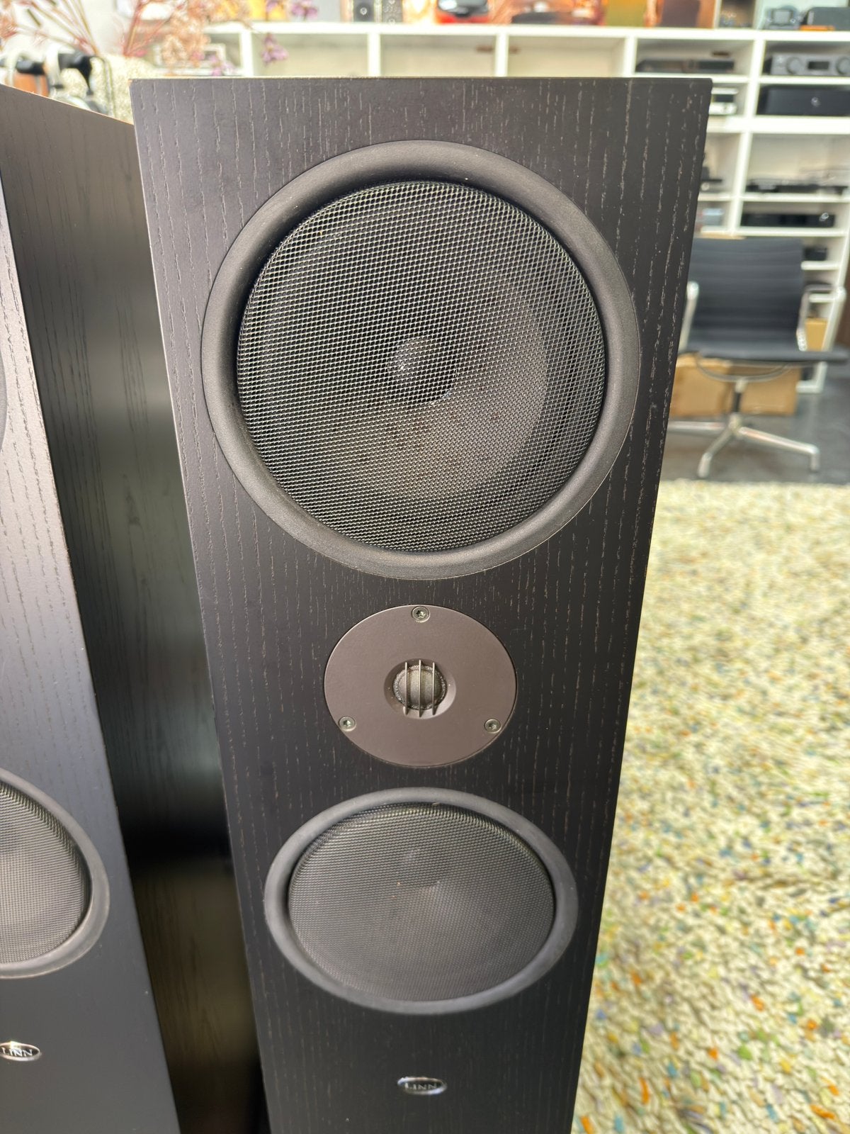 Linn Ninka – high-end luidsprekers – zwart, Stereo speakers, Gebruikt, Waterfoot road 12 Glasgow, Helpline@linn.co.uk