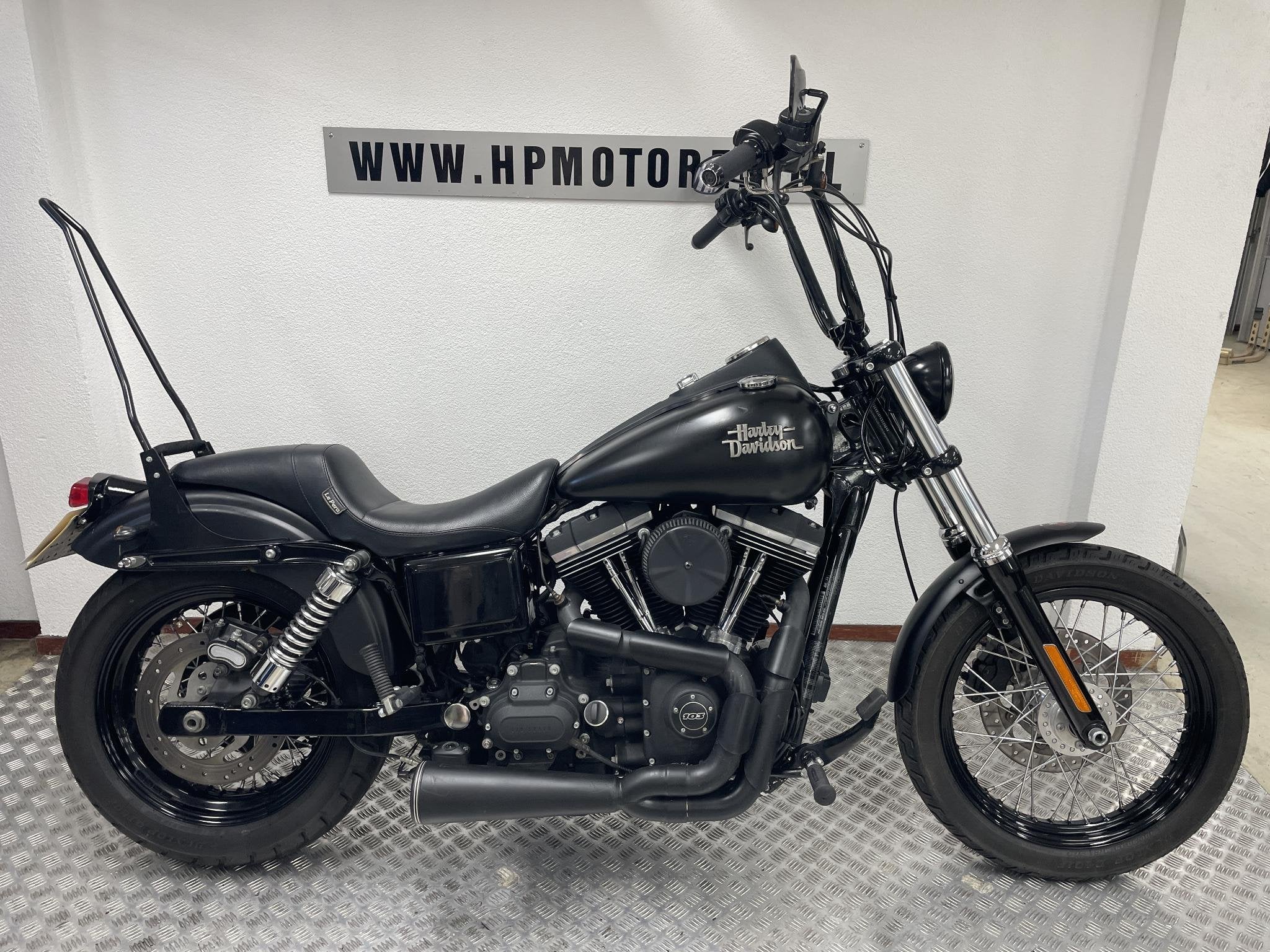 Harley Davidson FXDB DYNA STREET BOB STREETBOB 1690 CLUB STY, Motoren, Motoren | Harley-Davidson, Laan van Vredenoord 33
2289 DA  Rijswijk, NL