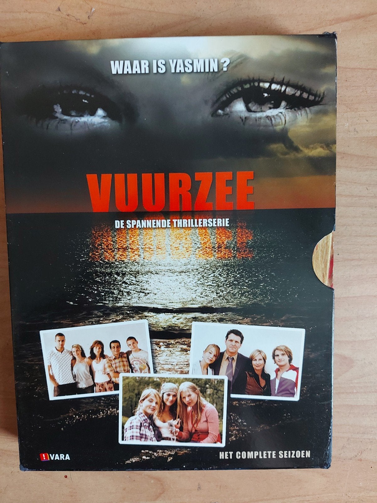Vuurzee - Het Complete Eerste Seizoen 3-DVD, Alle leeftijden, Nederlands, Ophalen of Verzenden, Zo goed als nieuw