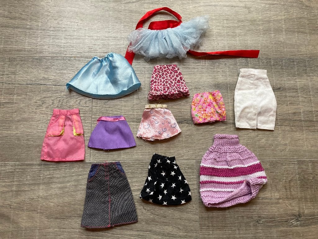 Vintage retro Barbiekleding Fleur Sindy rokjes tutu kleding, Ophalen of Verzenden, Zo goed als nieuw, Kleertjes