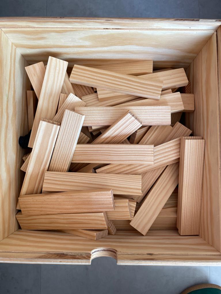 Kapla 280 stuks bouwplankjes in houten kist met boeken, Ophalen of Verzenden, Zo goed als nieuw, Overige merken