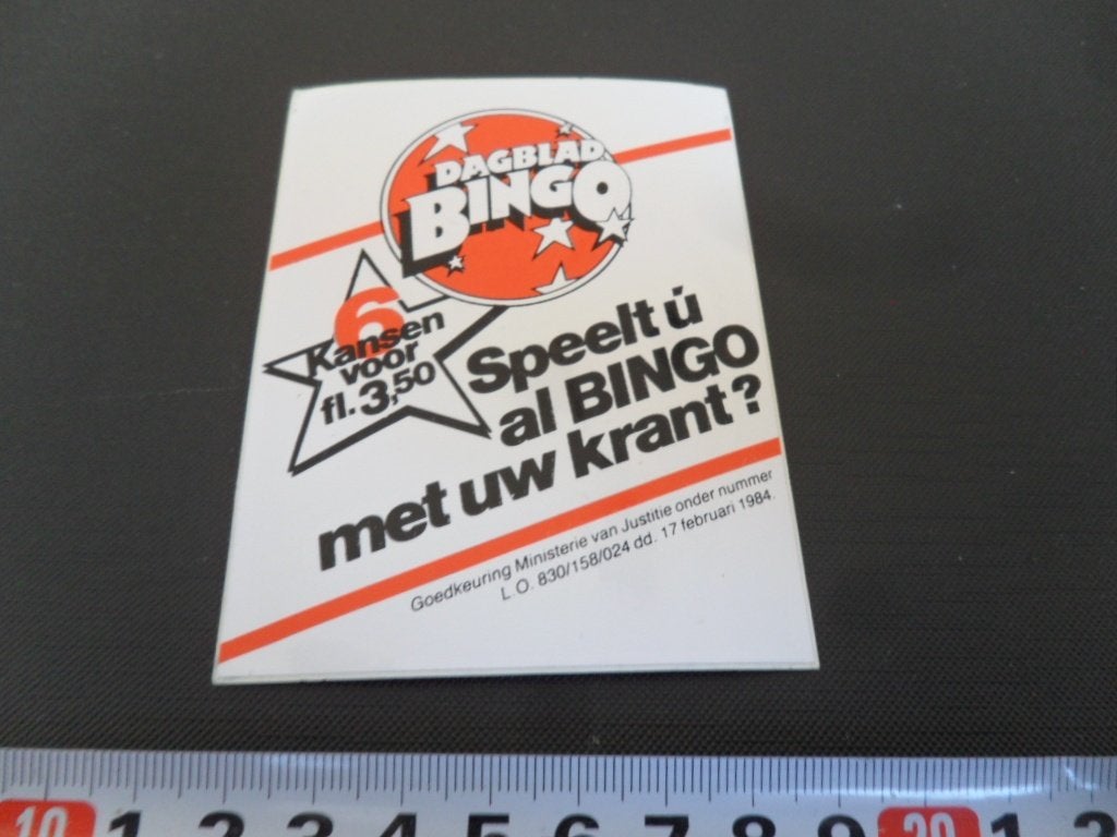 sticker speelt ú al dagblad bingo met uw krant?, Ophalen, Zo goed als nieuw