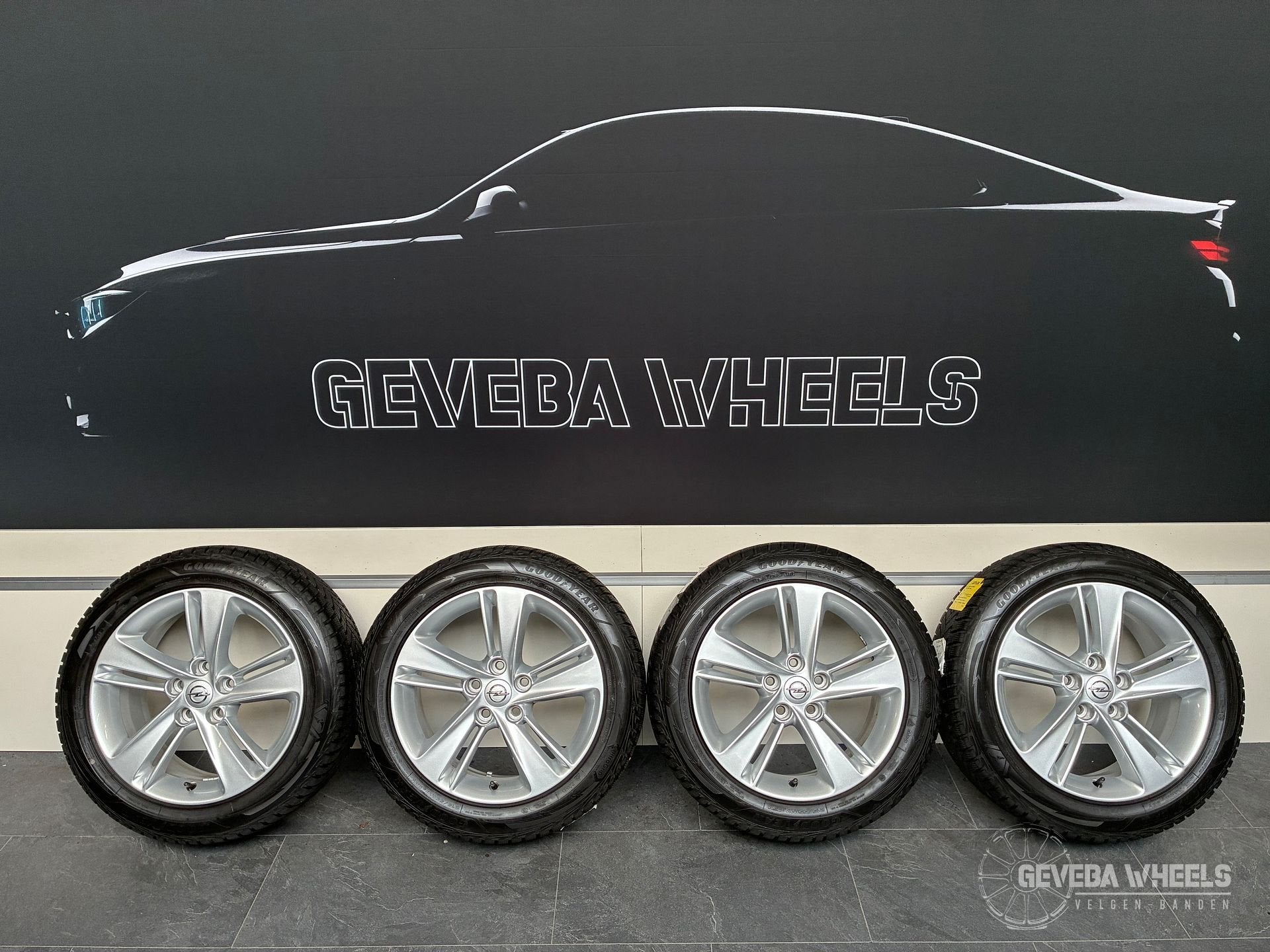 17” originele Opel Insignia B velgen + winterbanden 5x115  O, -, -, Banden en Velgen, 17 inch