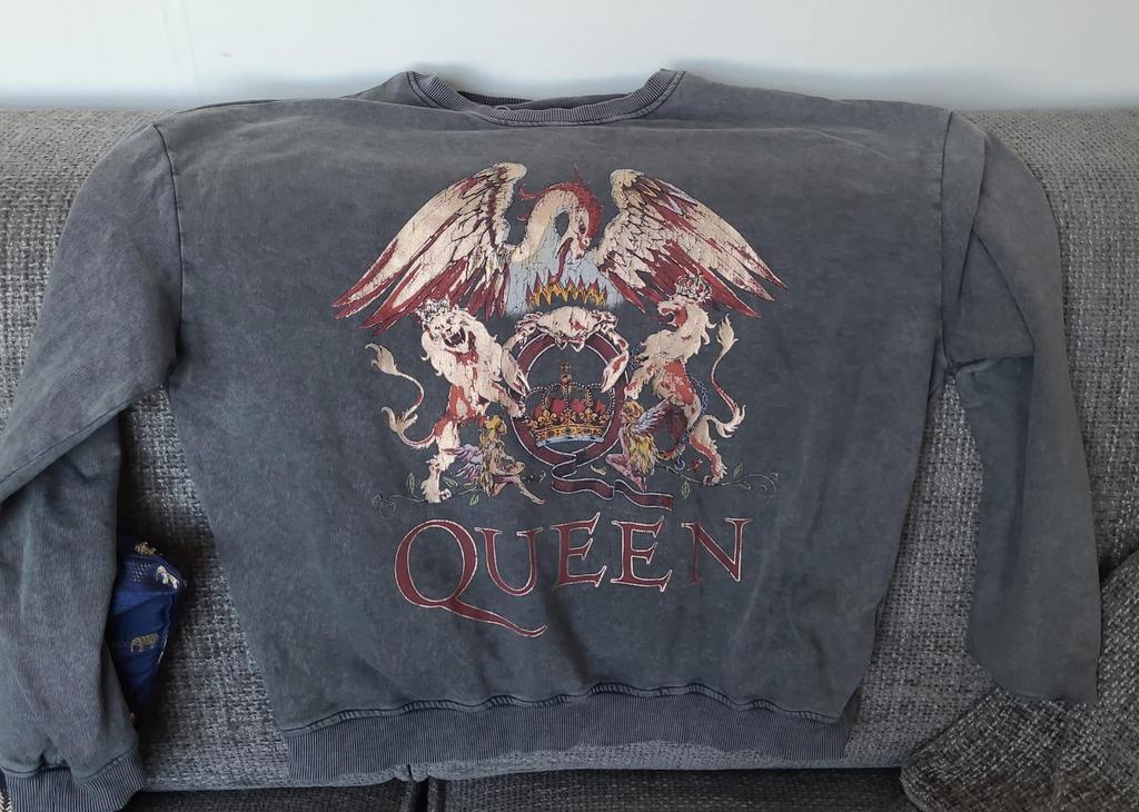 Trui Queen official merch maat s dames, Ophalen of Verzenden, Gebruikt, Kleding