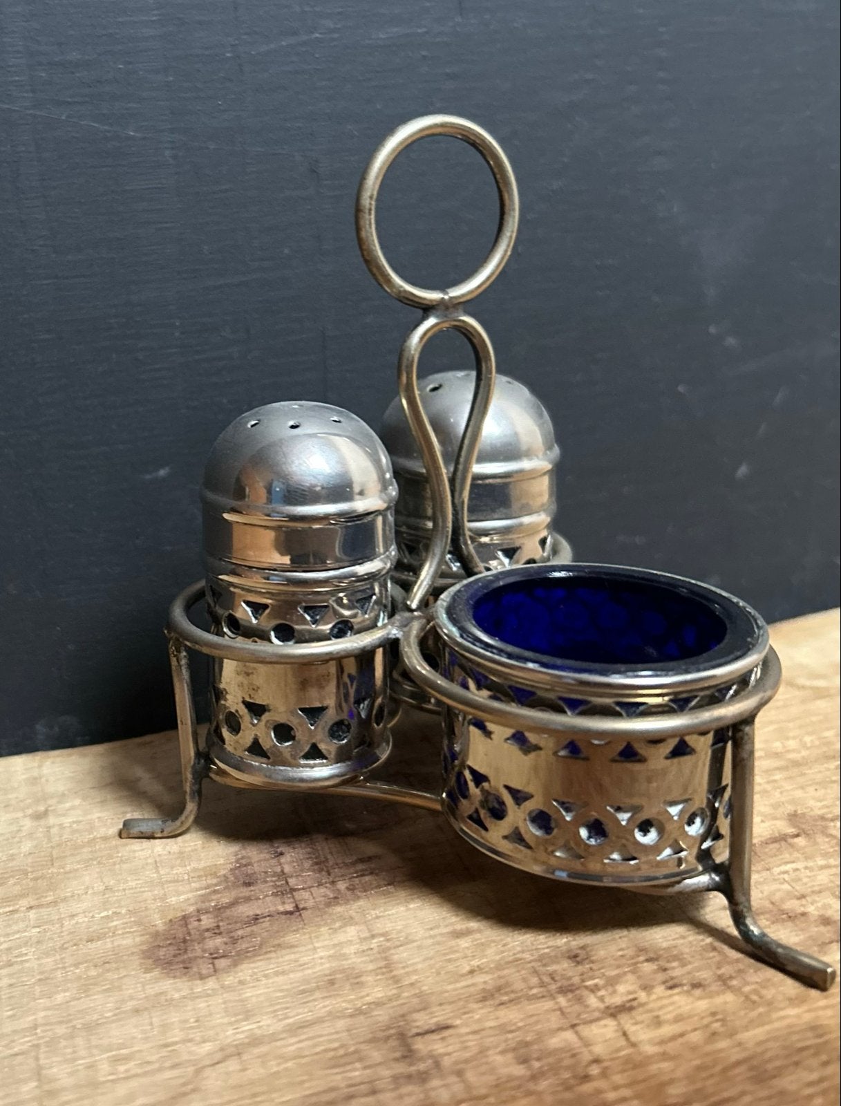 Zeer mooi zout- en peperstrooier, mosterdset met blauw glas, Ophalen