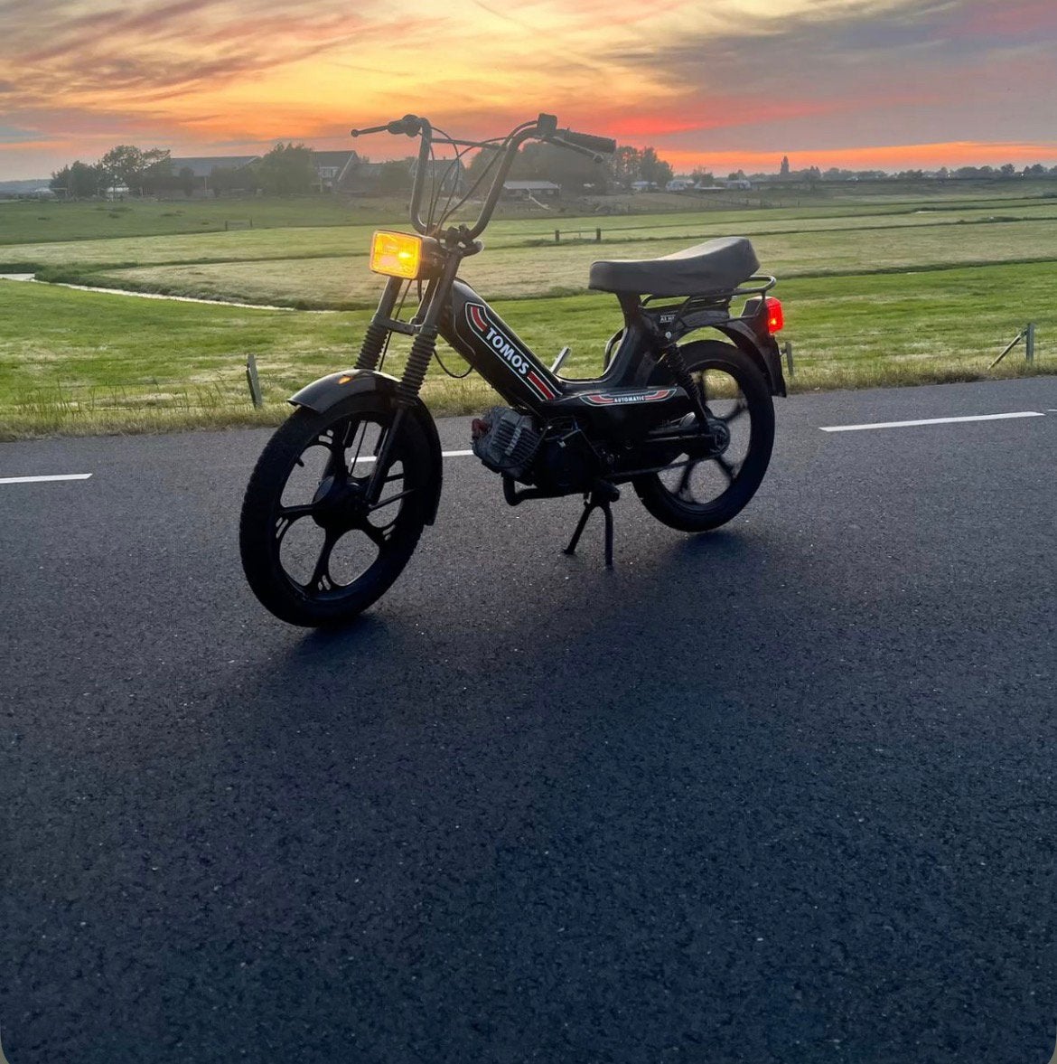Tomos GEZOCHT!!, Fietsen en Brommers, Brommers | Tomos, Ophalen of Verzenden, Zo goed als nieuw