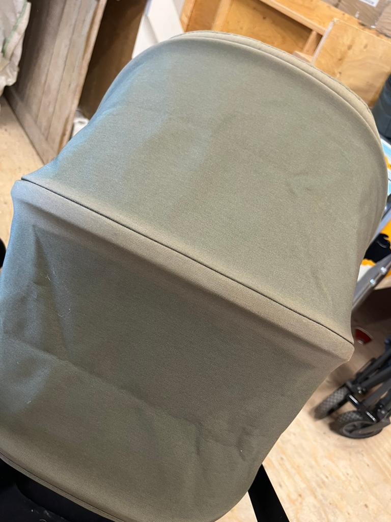 Kinderwagen dubatti E5, Ophalen, Zo goed als nieuw, Overige merken, Met reiswieg