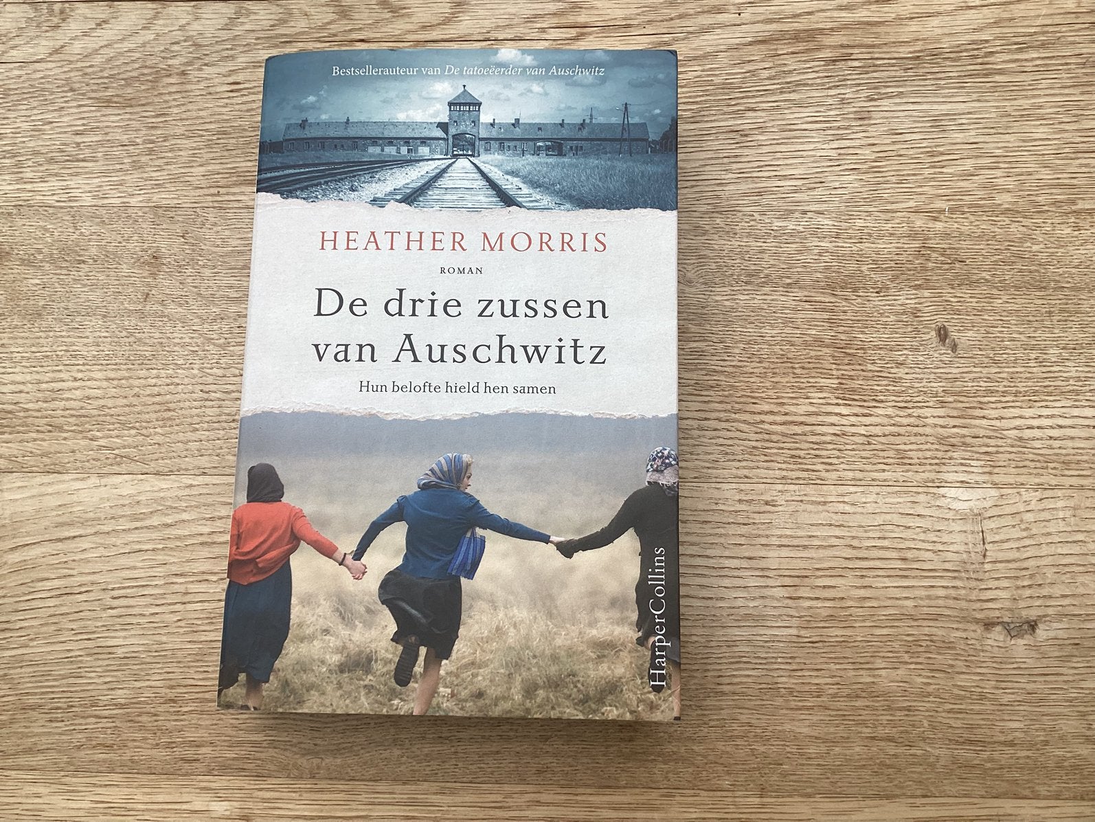 De drie zussen van Auschwitz van Heather Morris, Ophalen of Verzenden, Zo goed als nieuw
