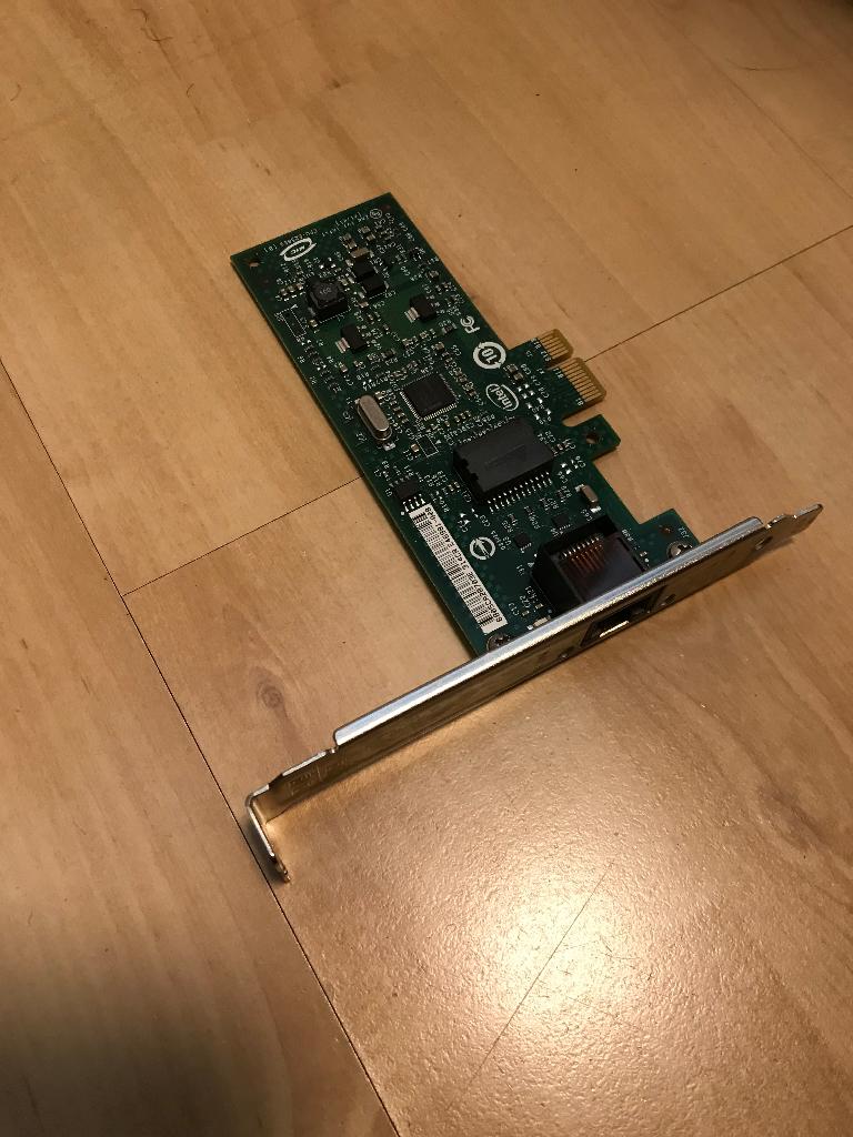 Intel gigabit pci-e kaart, Computers en Software, Netwerkkaarten, Ophalen of Verzenden, Gebruikt, Intern, Intel