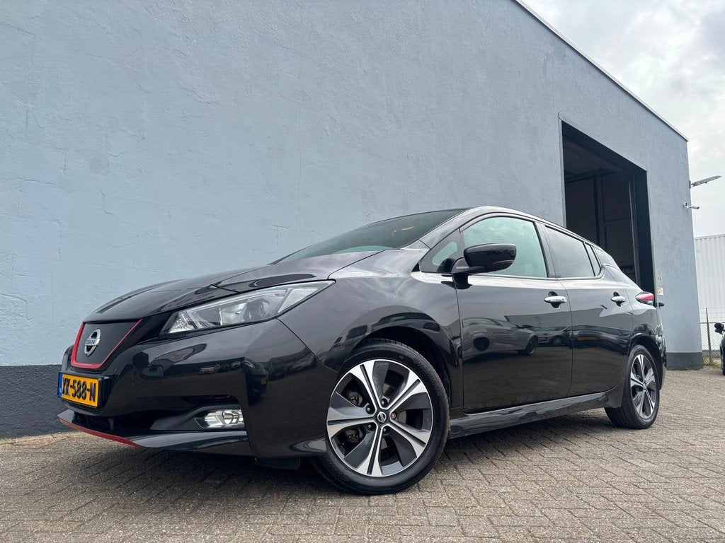 Nissan LEAF 2.ZERO EDITION 40 kWh - Leder, Auto's, Nissan, 150 pk, 109 min, Zwart, 666 min