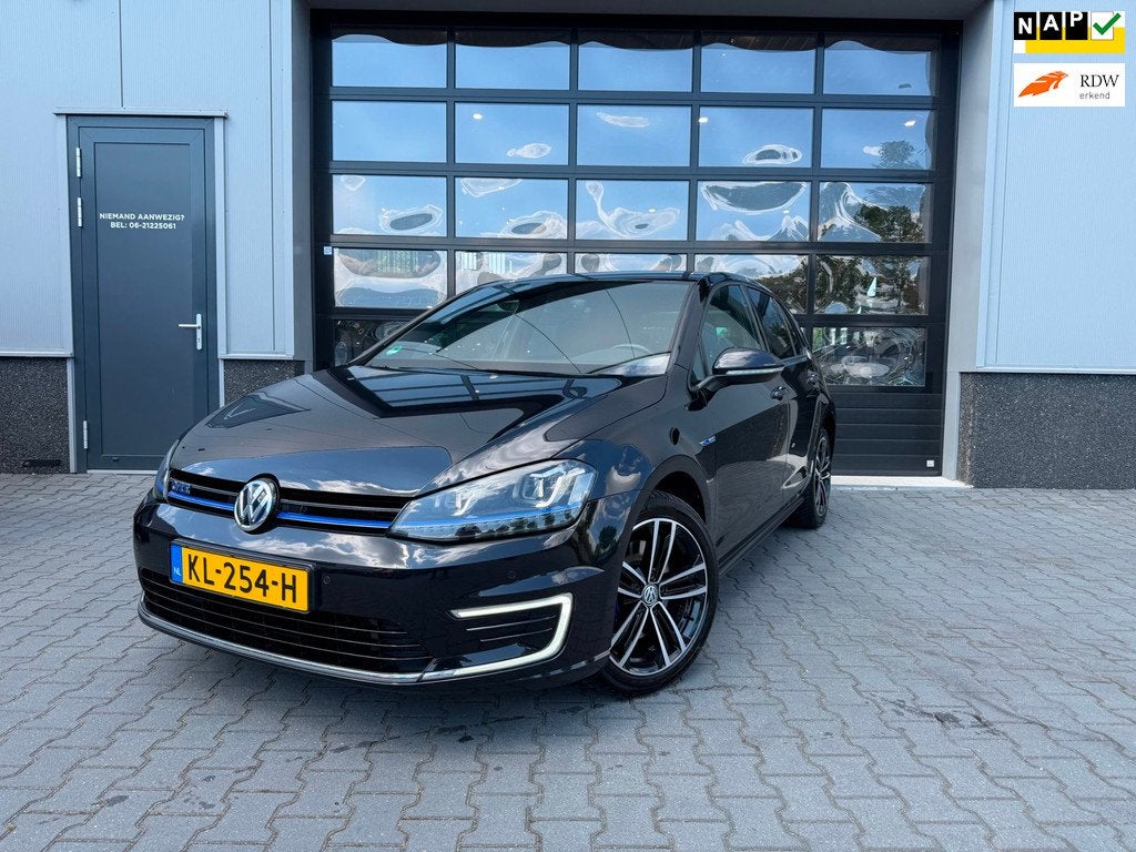 Volkswagen Golf 1.4 TSI GTE Connected Series incl groot onde, Auto's, Volkswagen, 8 kWh, Gebruikt, Euro 6, 4 cilinders