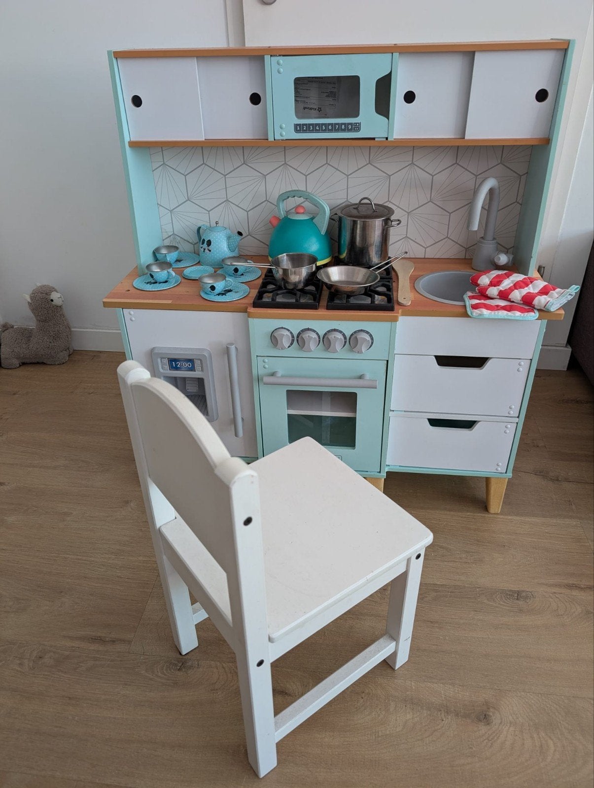 KidKraft Speelkeuken+stoel en veel accessoires little dutch, Kinderen en Baby's, Ophalen, Zo goed als nieuw, Hout, Speelkeuken