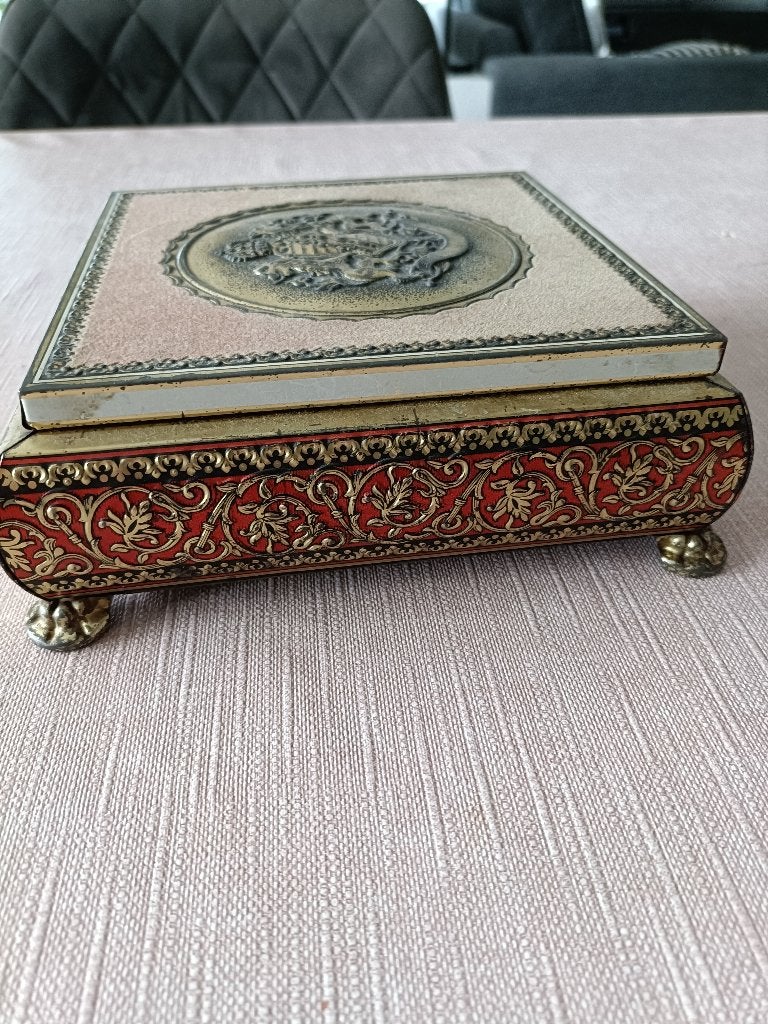 Leeuwen doosje vintage, Ophalen