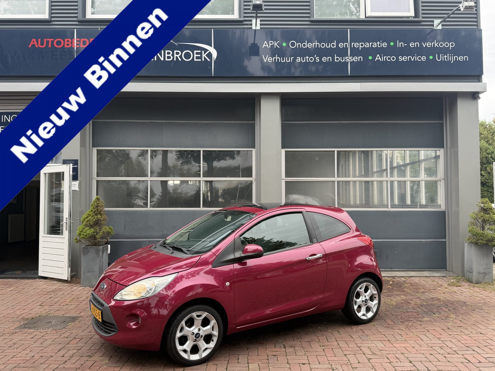 Ford Ka 1.2 Metal start/stop | PANO | LMV | Clima | NAP, Voorwielaandrijving, Stof, Gebruikt, 1242 cc
